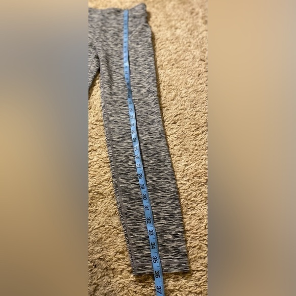 GAP (FIT) Gfast Women's Grey Activewear Leggings  (Size Medium) - Picture 5 of 9